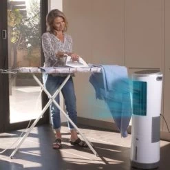 Livington InstaChill – Kühler Mit Wasserkühlung – Mobiler Luftkühler Mit 3 Kühlstufen – Kühlgerät Ohne Abluftschlauch Für 12h Kühlung Dank 8,5 L Tank, Mit Fernbedienung, Luftbefeuchter -Elektrischer Ventilator Verkäufe 99921378 5